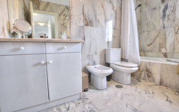Property slide 22