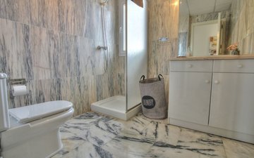 Property slide 25