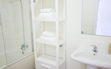 Property slide 25