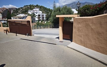 Property slide 38