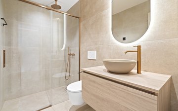 Property slide 18