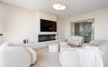 Property slide 20