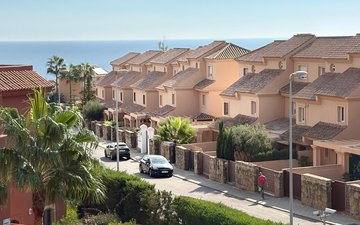 Property slide 38