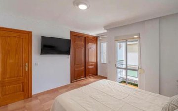 Property slide 14