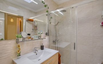 Property slide 12