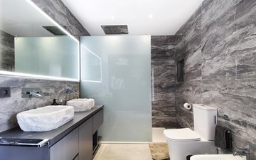 Property slide 16
