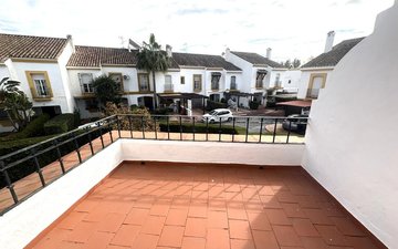 Property slide 17