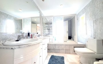 Property slide 19