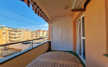 Property slide 10