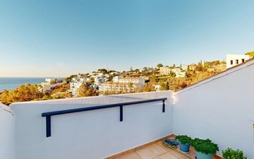 Property slide 18