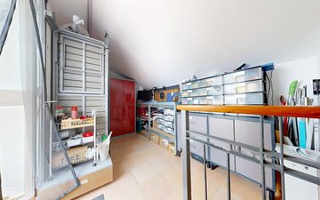 Property slide 19