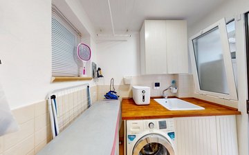 Property slide 21