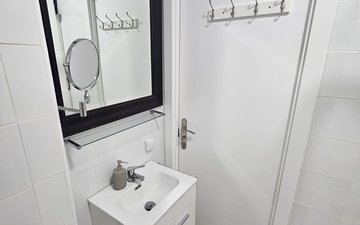 Property slide 5