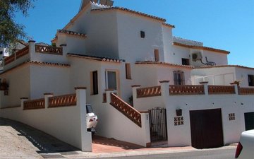 Property slide 18
