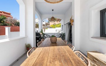 Property slide 21