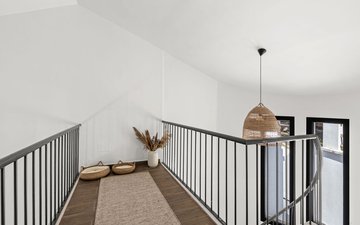 Property slide 32