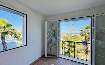 Property slide 45