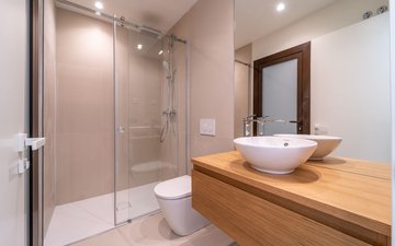 Property slide 24