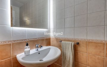 Property slide 19
