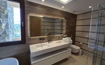Property slide 20