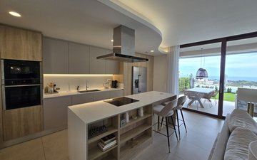 Property slide 7