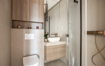 Property slide 24