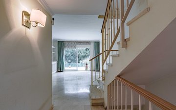 Property slide 10
