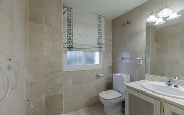 Property slide 18