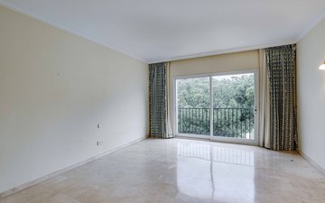 Property slide 20