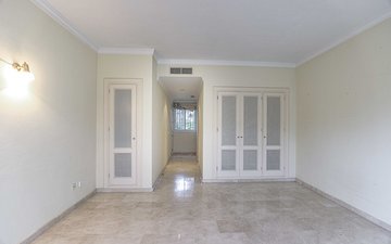 Property slide 22