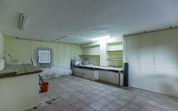 Property slide 23