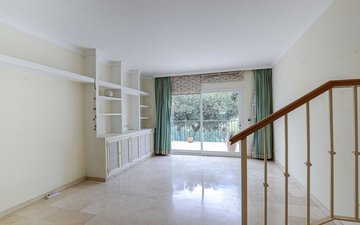 Property slide 4