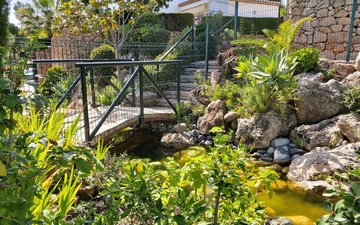 Property slide 36