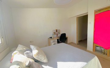 Property slide 17