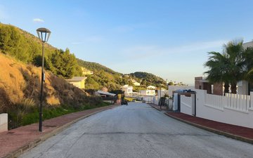 Property slide 7