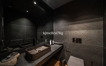 Property slide 83