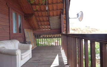 Property slide 21