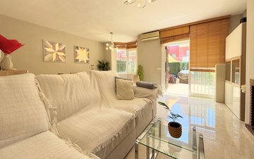 Property slide 10