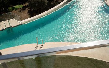 Property slide 18