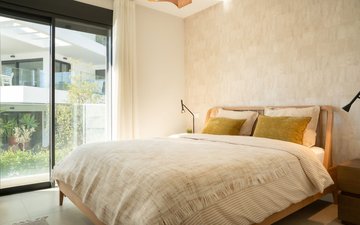 Property slide 35