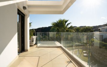 Property slide 44