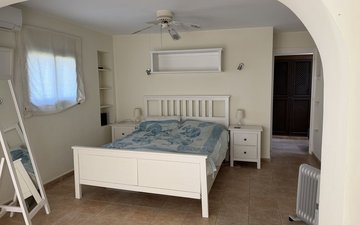 Property slide 5