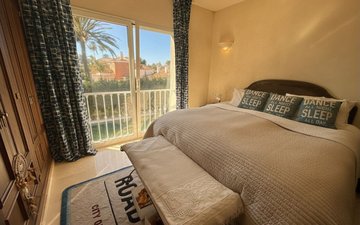 Property slide 18
