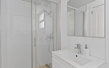 Property slide 25