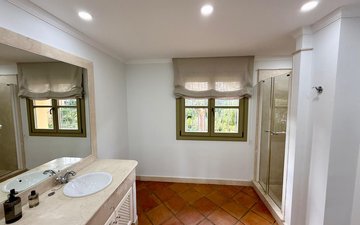Property slide 14