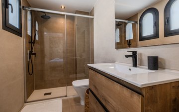 Property slide 14