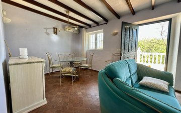 Property slide 16
