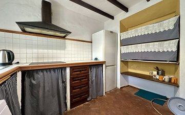 Property slide 20