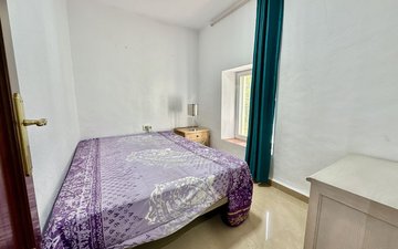 Property slide 33