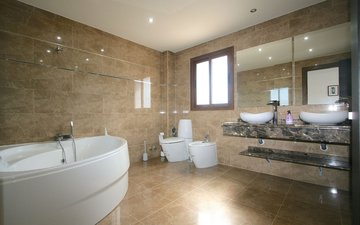 Property slide 18